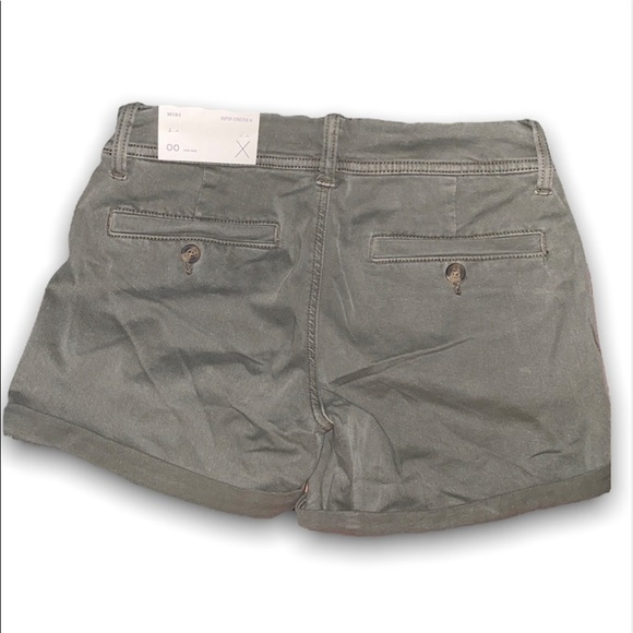 American Eagle | Midi Super Stretch Olive Green Shorts Size 00 - Picture 2 of 7